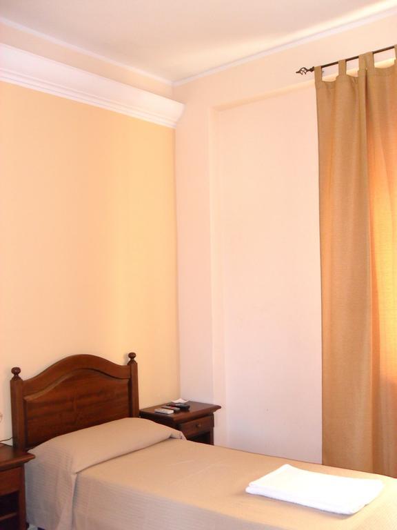 Hotel Piro Torrenova  Ruang foto